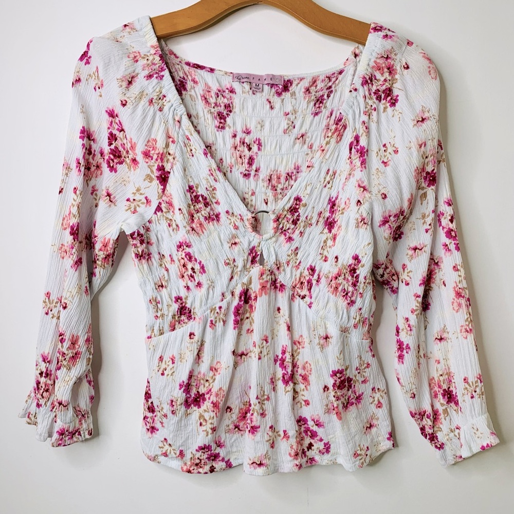 Crave Fame Floral V-Neck Gathered Blouse M